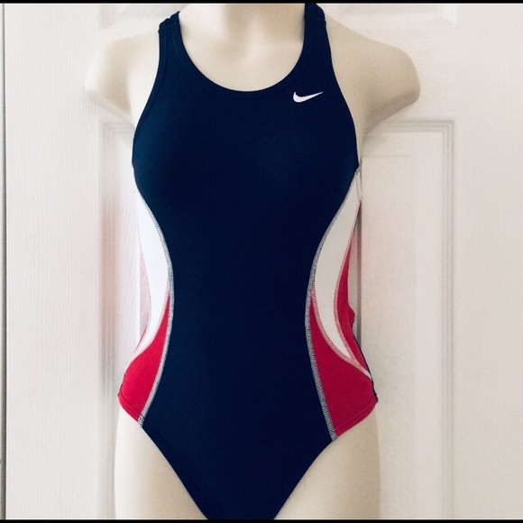 nike competitive swimwear